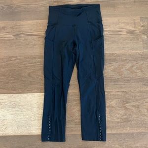 Lululemon crop workout pants